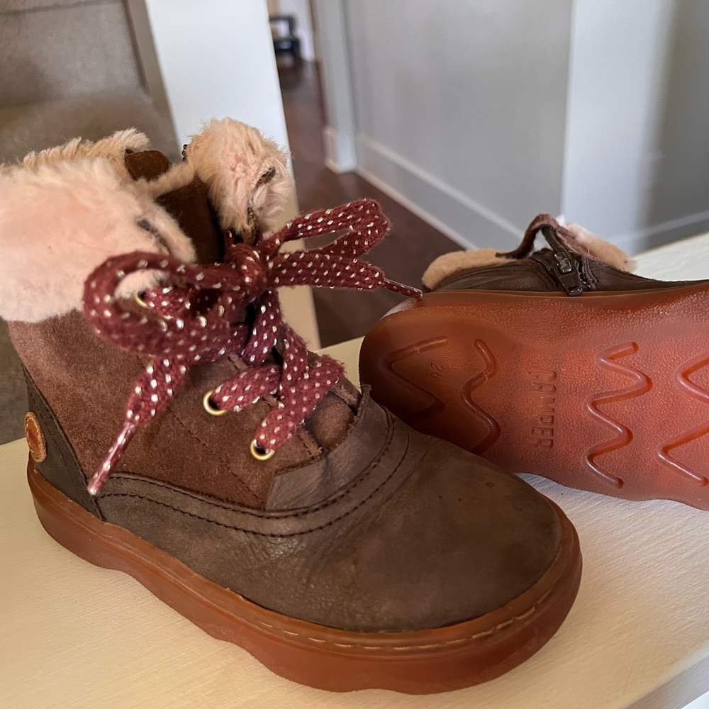 Camper Girls lined waterproof leather booties size 10